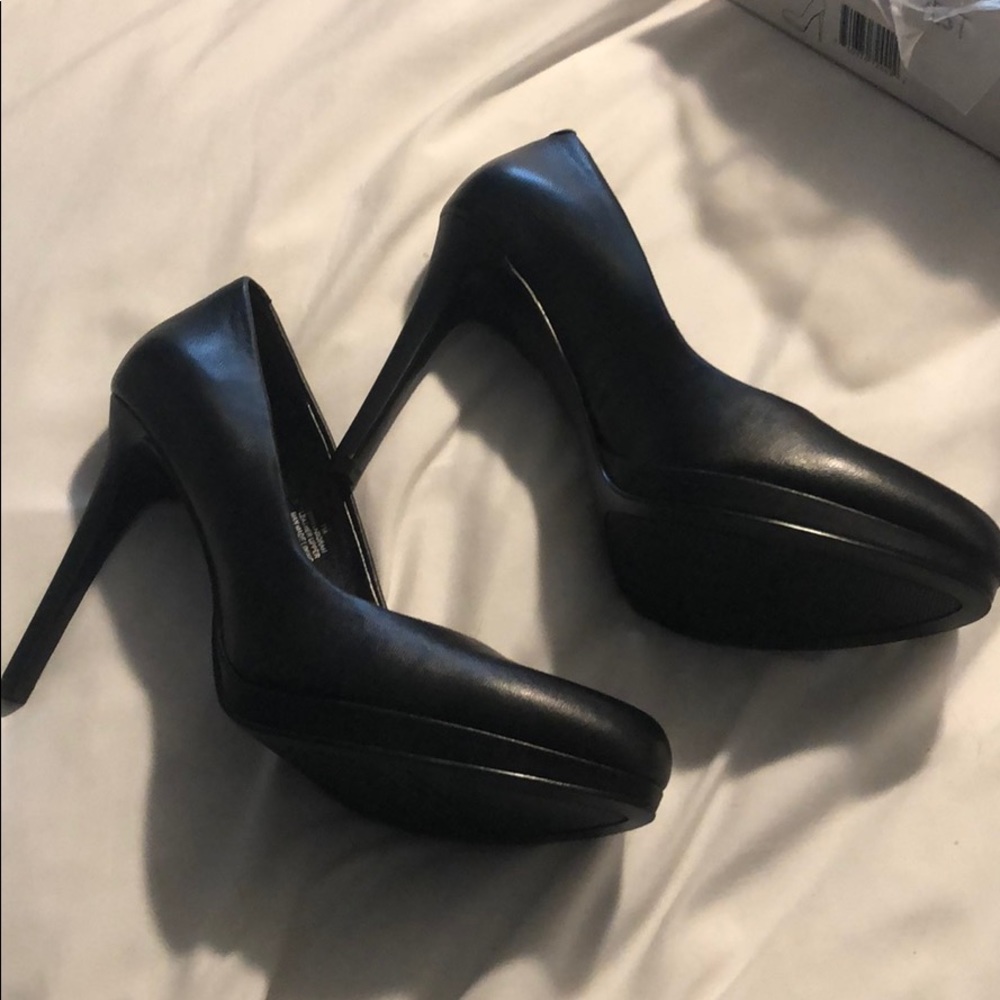 Nine West black heels